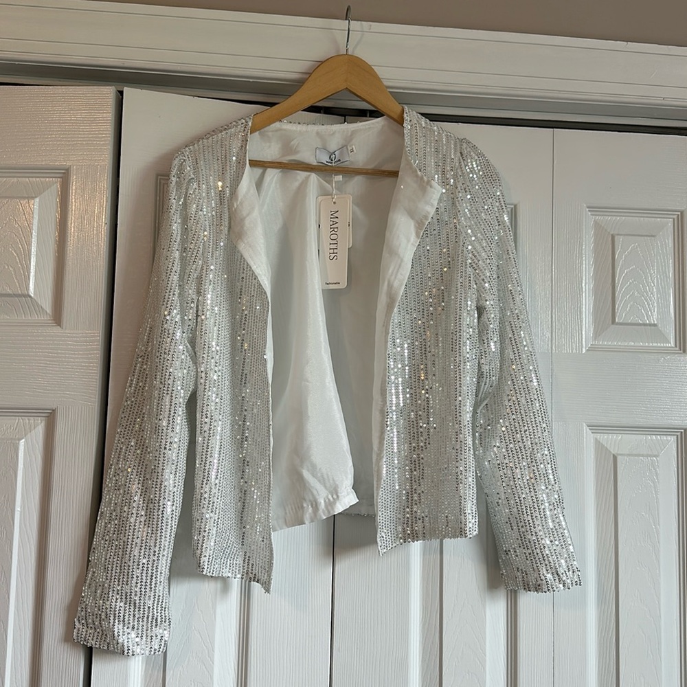 Maroth’s sequin jacket